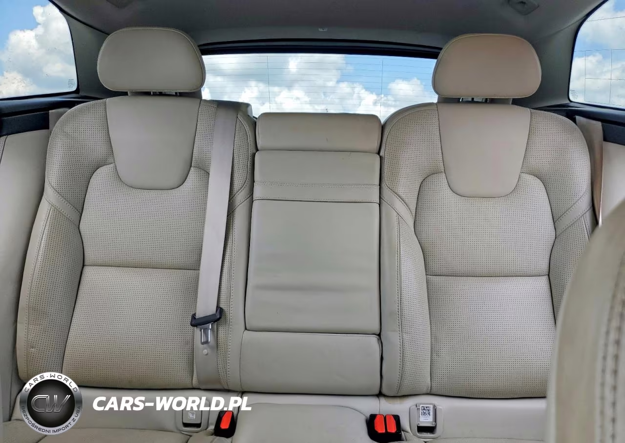 2018 Volvo Xc60 T8 Inscription VIN:YV4BR0DL0J1045466 - 10
