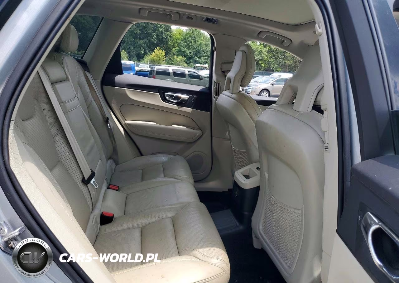 2018 Volvo Xc60 T8 Inscription VIN:YV4BR0DL0J1045466 - 11