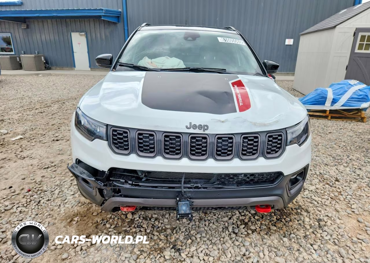 2026 Jeep Compass Trailhawk VIN:3C4NJDDNXTT178148 - 5