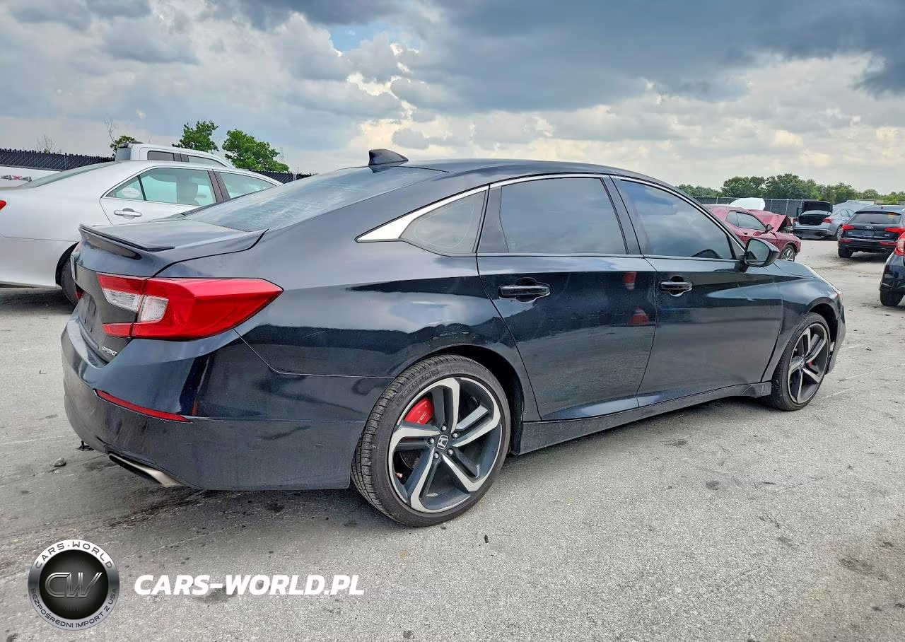 2018 Honda Accord Sport VIN:1HGCV1F37JA048226 - 3