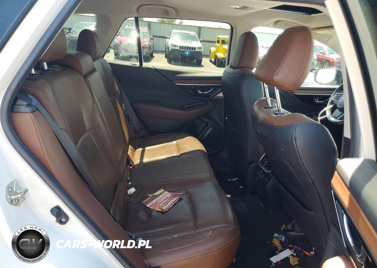 2020 Subaru Outback Touring VIN:4S4BTAPCXL3261818 - 11