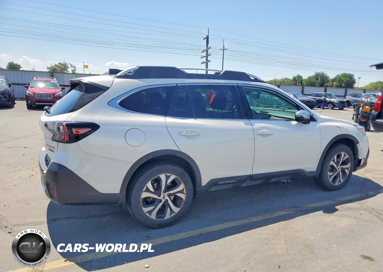 2020 Subaru Outback Touring VIN:4S4BTAPCXL3261818 - 3
