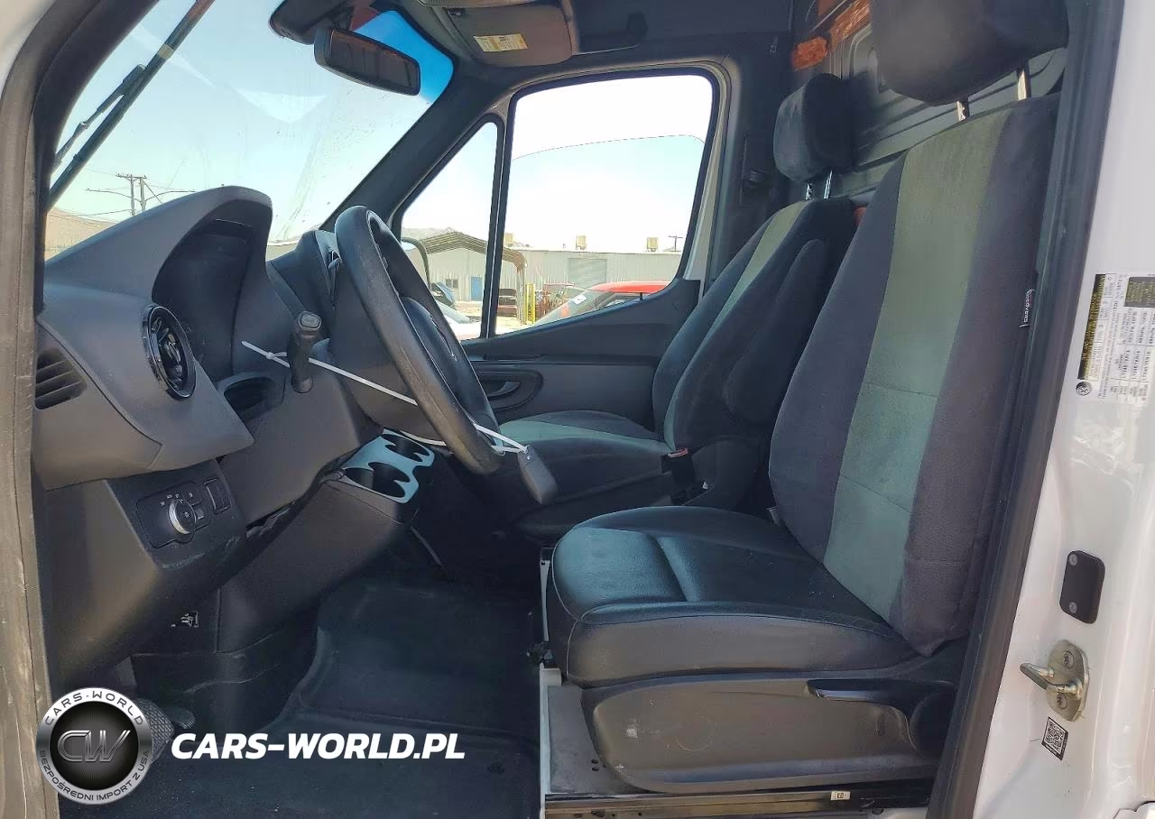 2021 Mercedes-Benz Sprinter 2500 Delivery Van VIN:W1Y4ECHY5MT059768 - 7