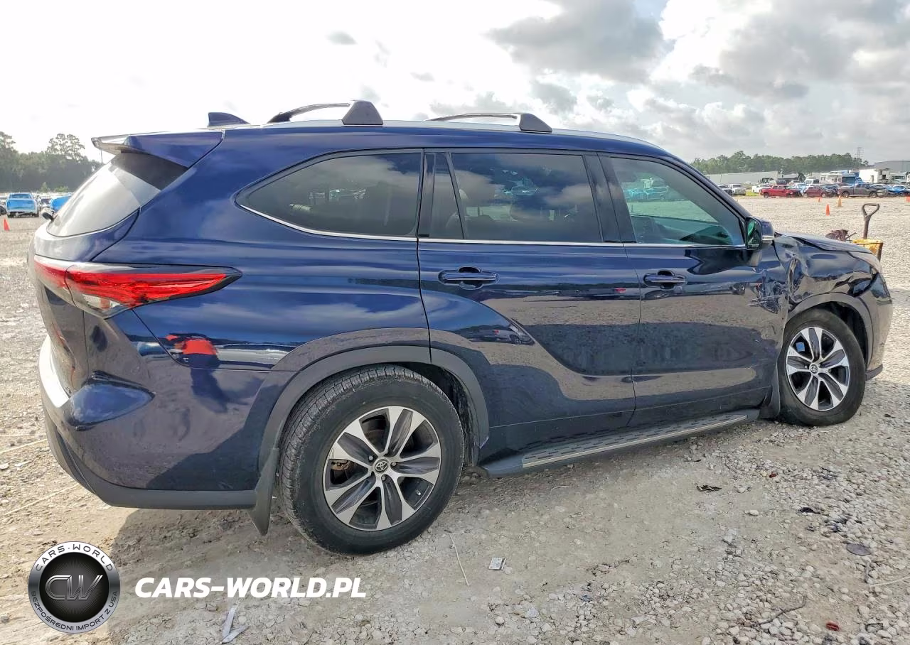 2021 Toyota Highlander Xle VIN:5TDGZRAHXMS081430 - 3