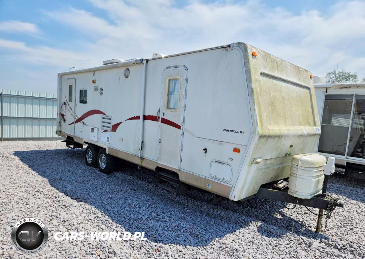 2002 Fleetwood Camper – zdjęcie 1 z 10