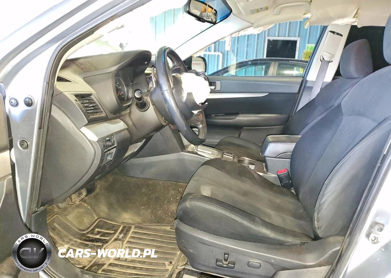 2013 Subaru Outback 2.5I Premium VIN:4S4BRCCC8D3295368 - 7