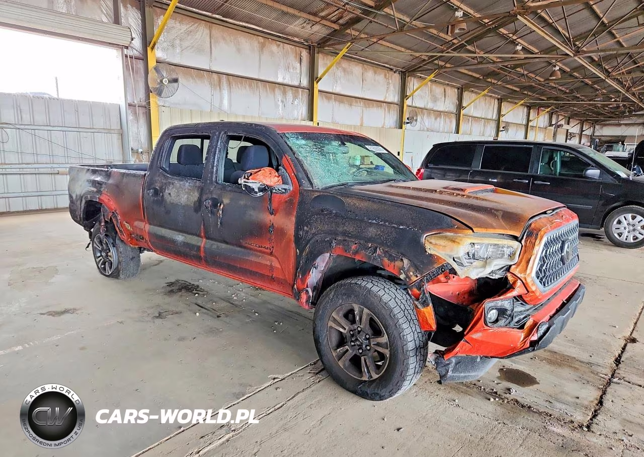 2016 Toyota Tacoma Trd Sport VIN:5TFDZ5BN0GX010817 - 4