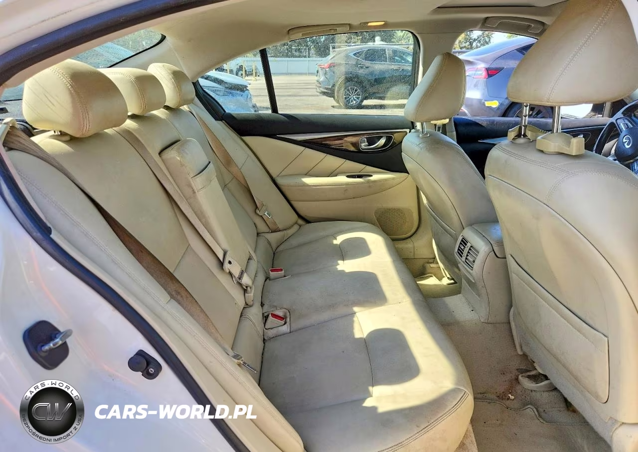 2018 Infiniti Q50 3.0T Luxe VIN:JN1EV7AP9JM352308 - 10