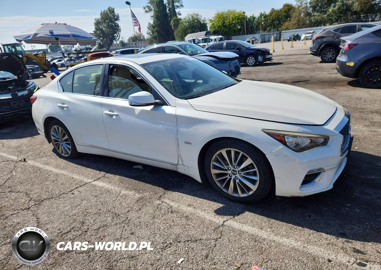 2018 Infiniti Q50 3.0T Luxe VIN:JN1EV7AP9JM352308 - 4