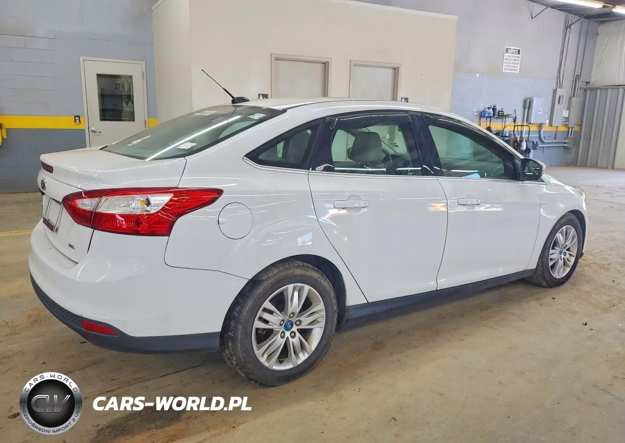 2012 Ford Focus Sel VIN:1FAHP3H27CL230441 - 3