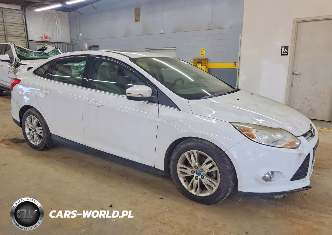 2012 Ford Focus Sel VIN:1FAHP3H27CL230441 - 4