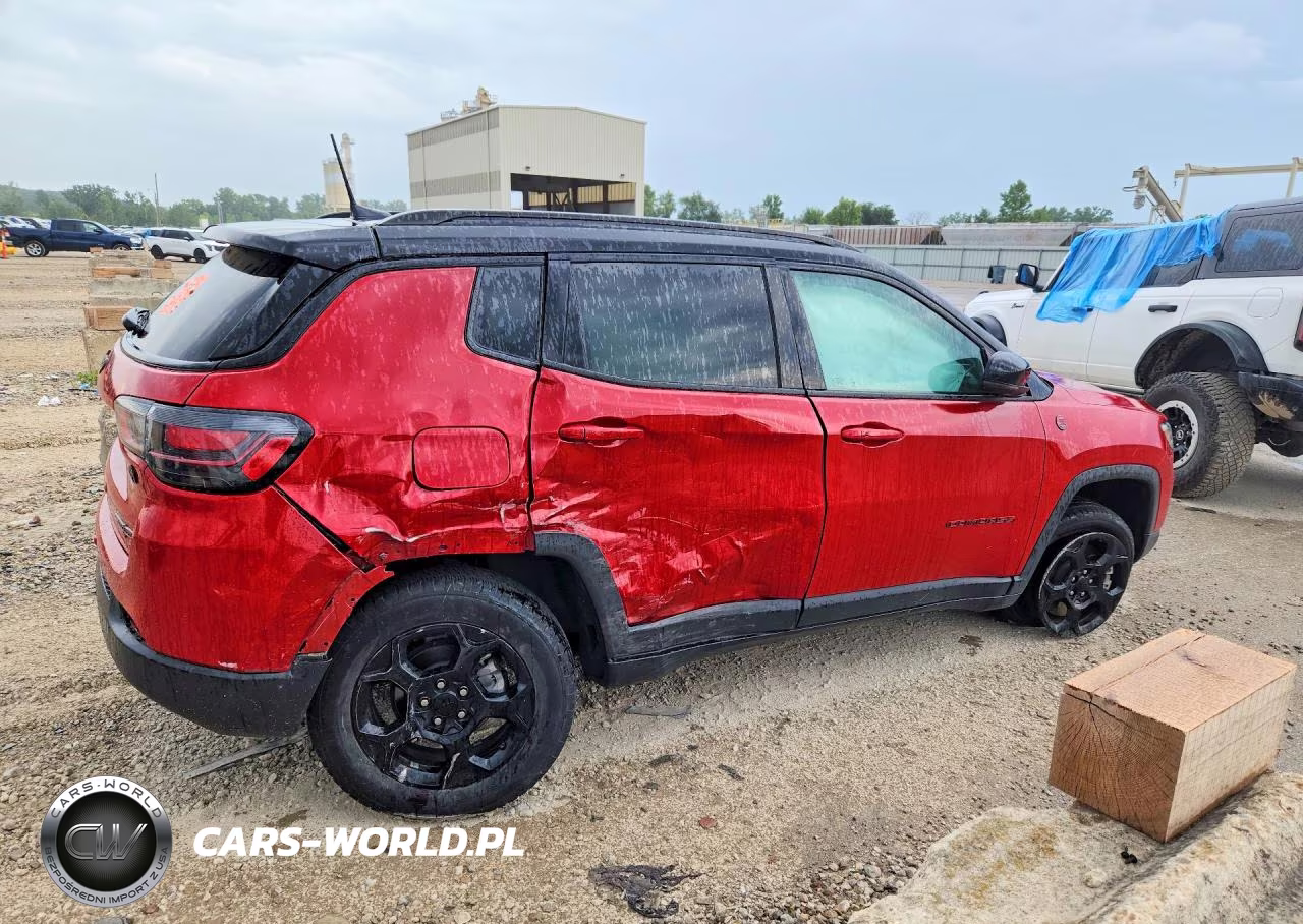 2023 Jeep Compass Trailhawk VIN:3C4NJDDN9PT503345 - 3
