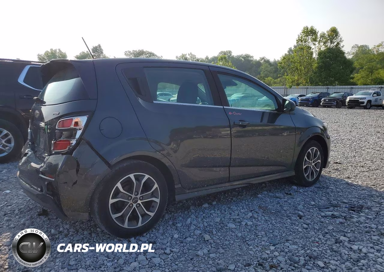 2019 Chevrolet Sonic Lt VIN:1G1JD6SB0K4139690 - 3