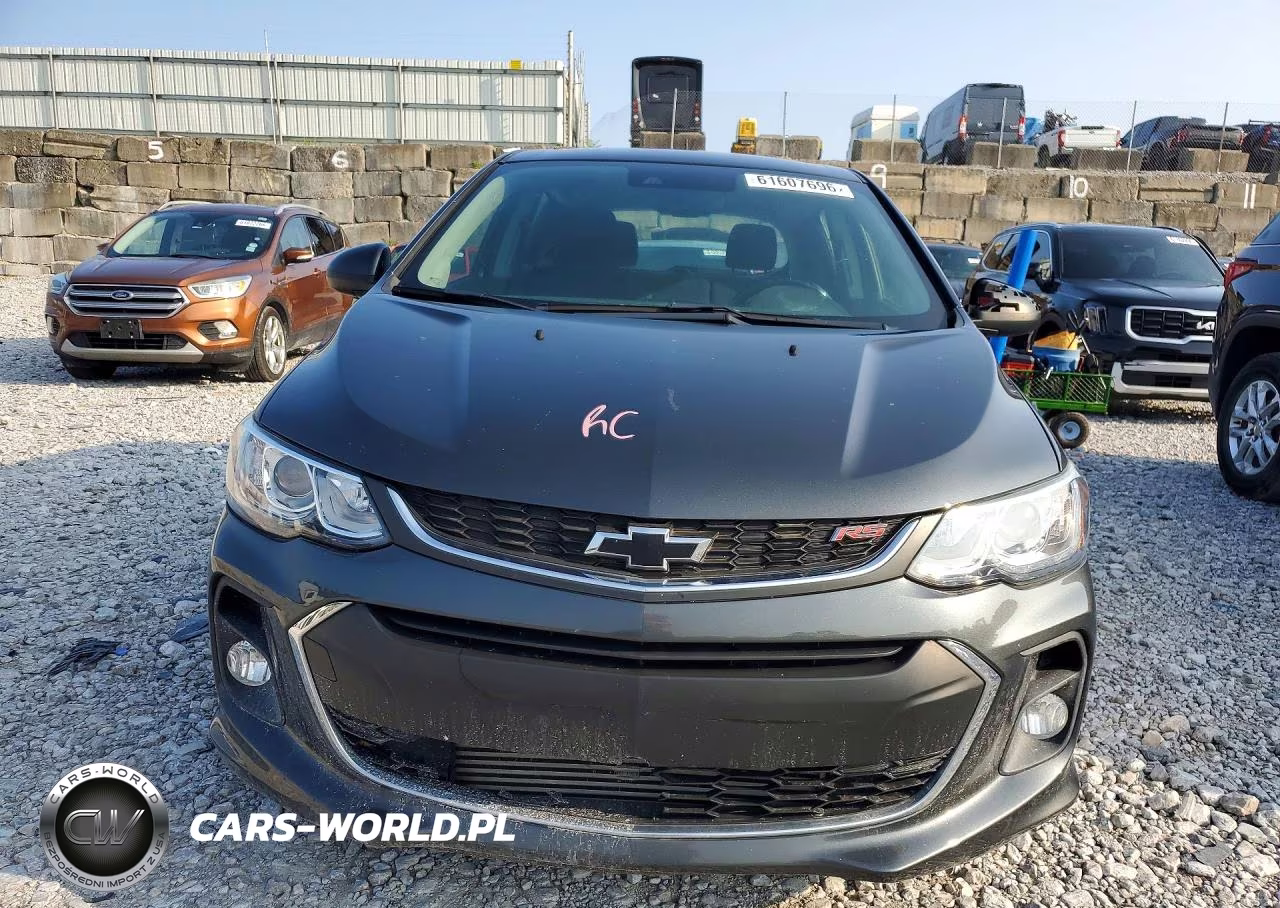 2019 Chevrolet Sonic Lt VIN:1G1JD6SB0K4139690 - 5