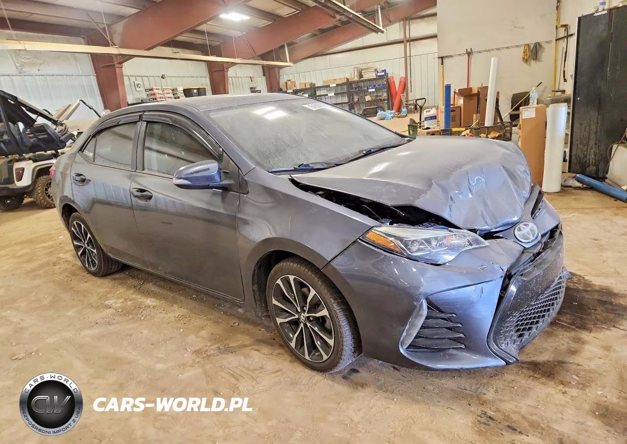 2017 Toyota Corolla Se VIN:5YFBURHE3HP629724 - 4