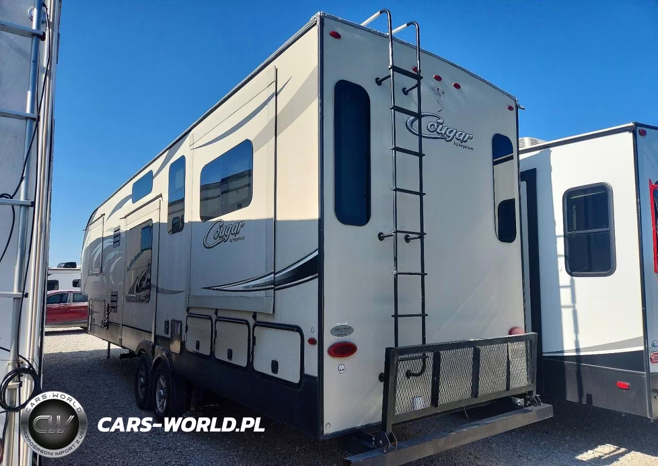 2017 Cougar 326Rds VIN:4YDF32627H2506055 - 3