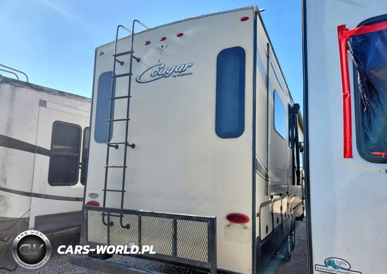 2017 Cougar 326Rds VIN:4YDF32627H2506055 - 4