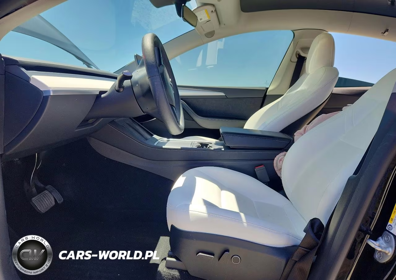 2023 Tesla Model Y VIN:7SAYGDEE7PA118777 - 7