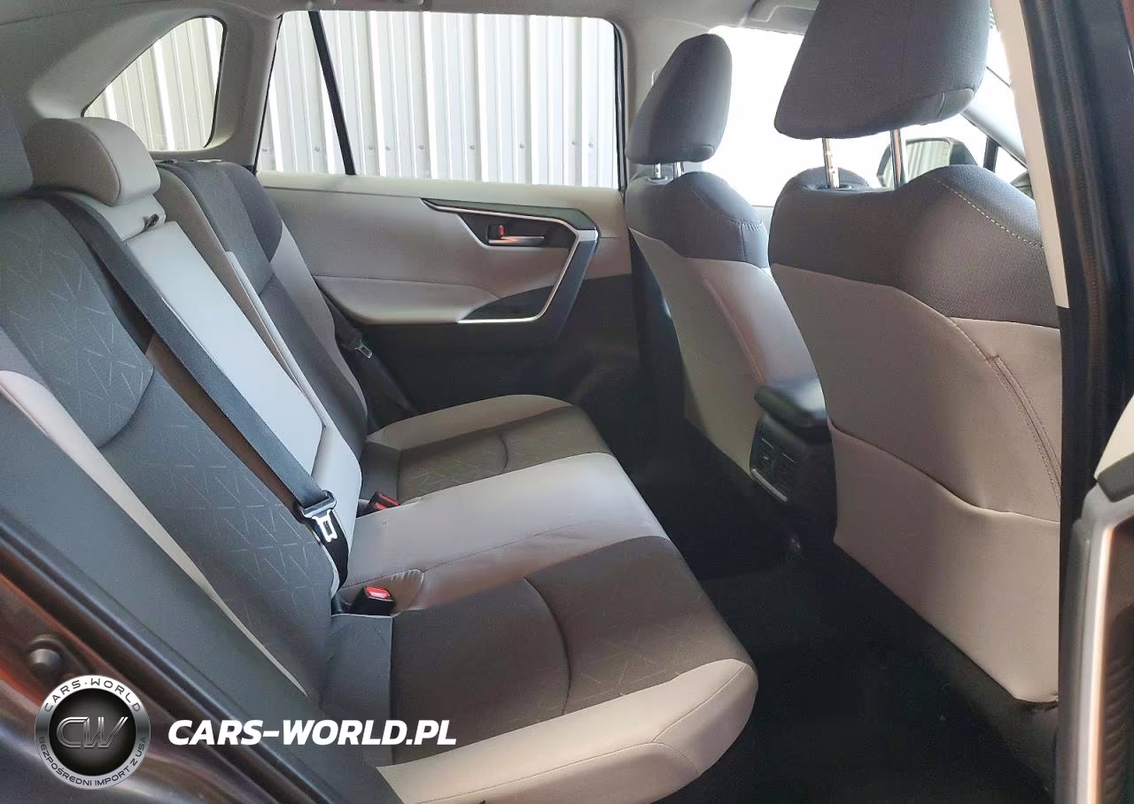 2025 Toyota Rav4 Hybrid Xle VIN:JTMRWRFV4SJ089758 - 11