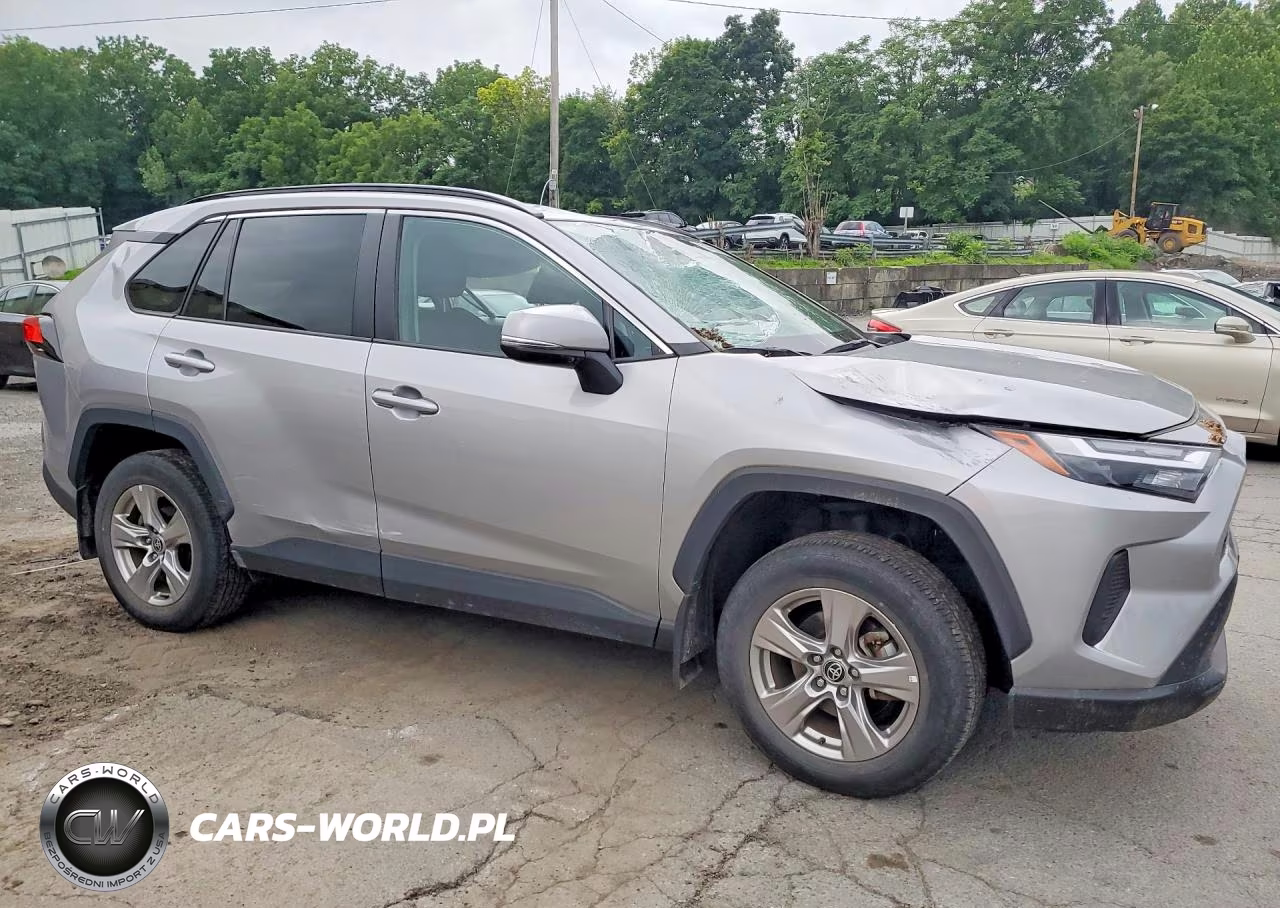 2023 Toyota Rav4 Xle VIN:2T3P1RFV0PC329176 - 4
