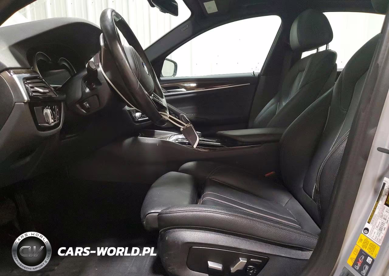2019 BMW 530Xe VIN:WBAJB1C5XKB376270 - 7
