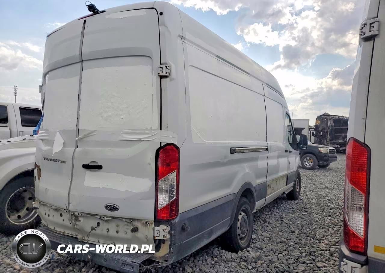 2015 Ford Transit 350 Delivery Van VIN:1FTSW3XM1FKB09940 - 3
