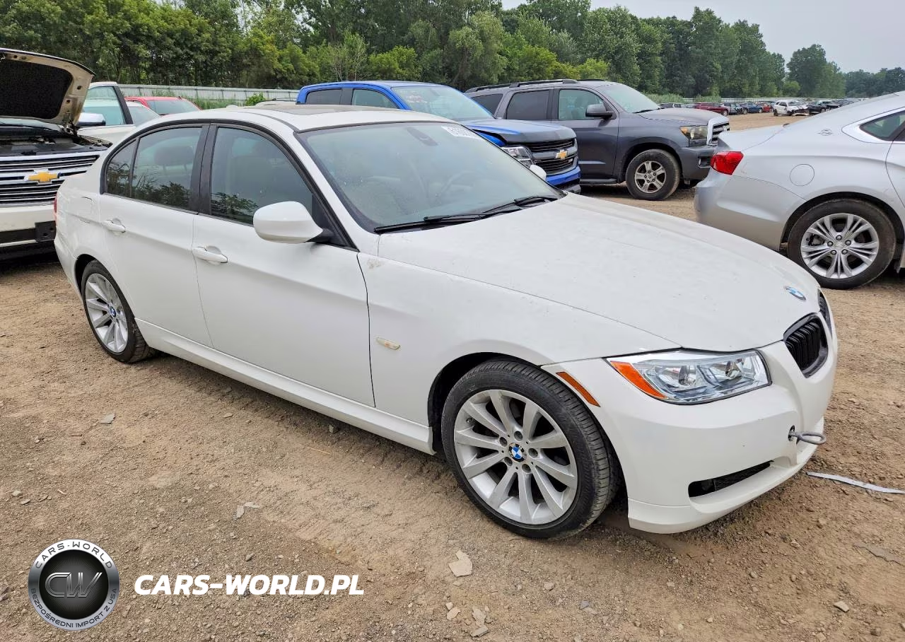 2011 BMW 328 I VIN:WBAPH7C57BE850556 - 4