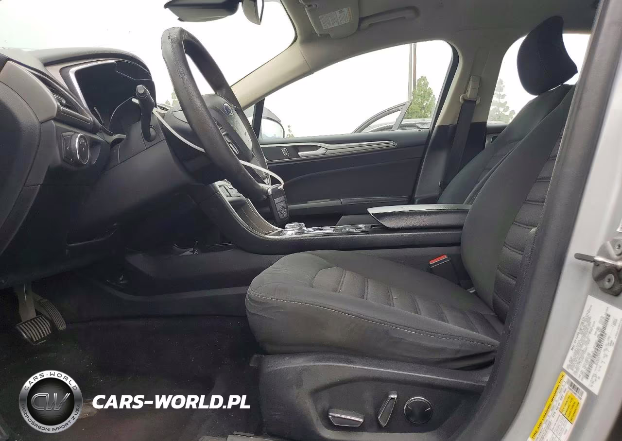 2019 Ford Fusion Se VIN:3FA6P0LU4KR119568 - 7