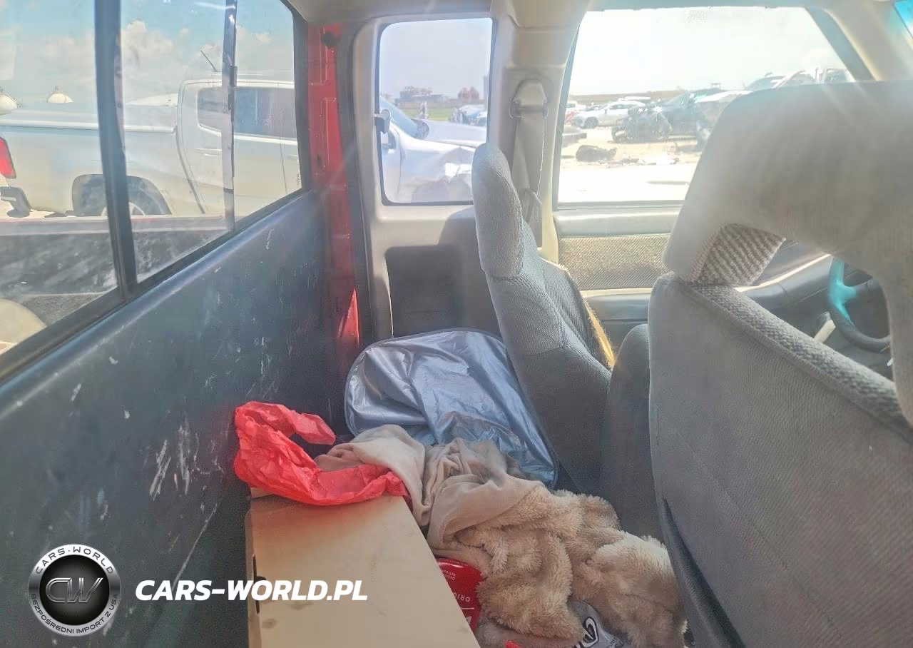 2001 GMC Sonoma VIN:1GTCS19W418102876 - 10