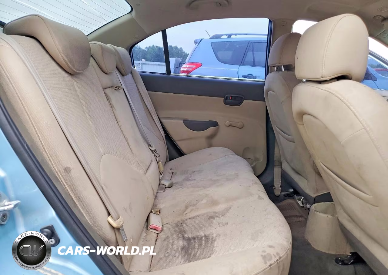 2008 Hyundai Accent Gls VIN:KMHCN46C28U207531 - 10