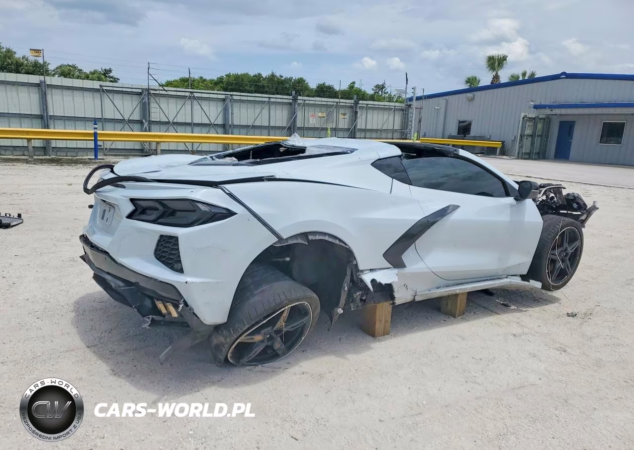 2021 Chevrolet Corvette Stingray 2Lt VIN:1G1YB2D4XM5115373 - 3
