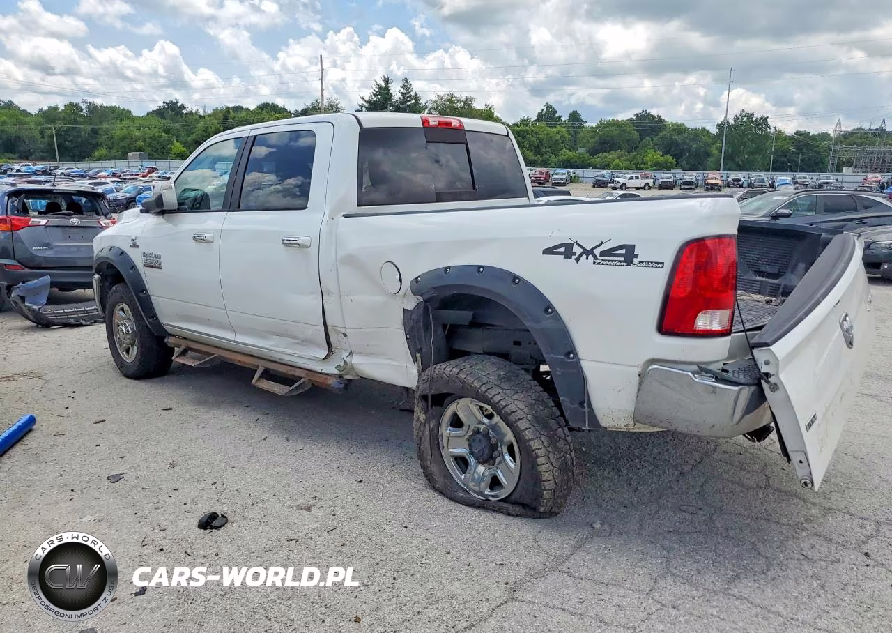 2017 Ram 2500 Slt VIN:3C6UR5DLXHG652468 - 2