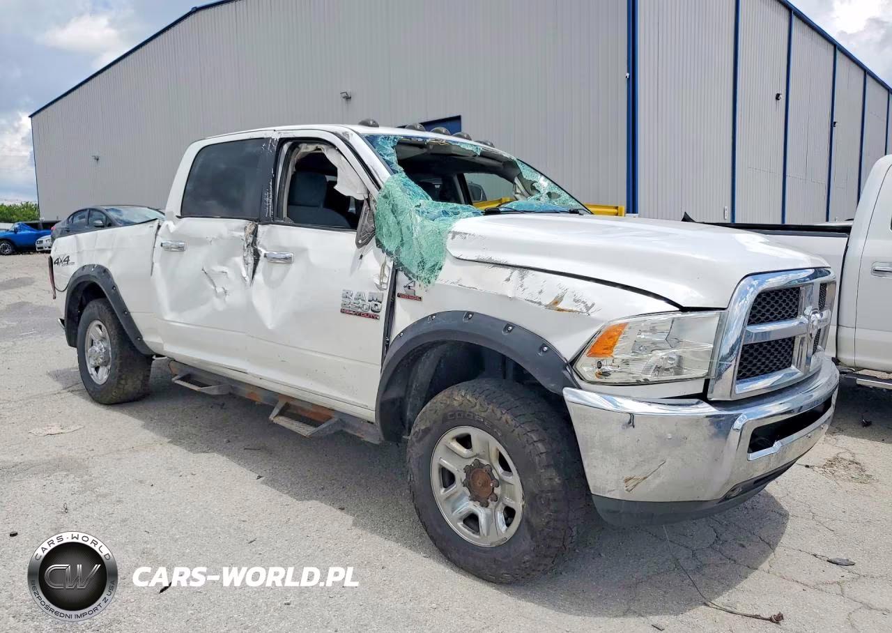 2017 Ram 2500 Slt VIN:3C6UR5DLXHG652468 - 4