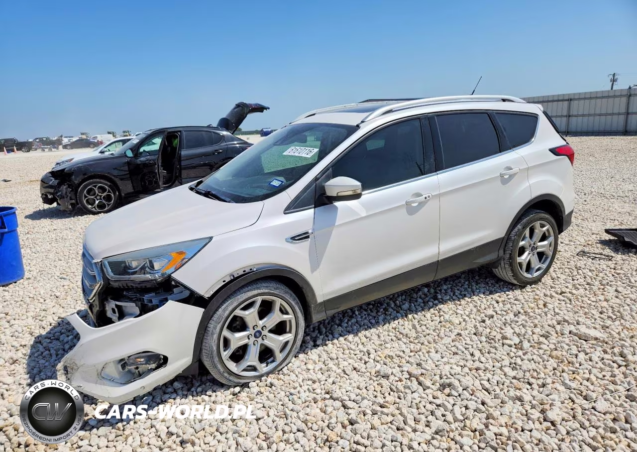 2019 Ford Escape Titanium – zdjęcie 1 z 12