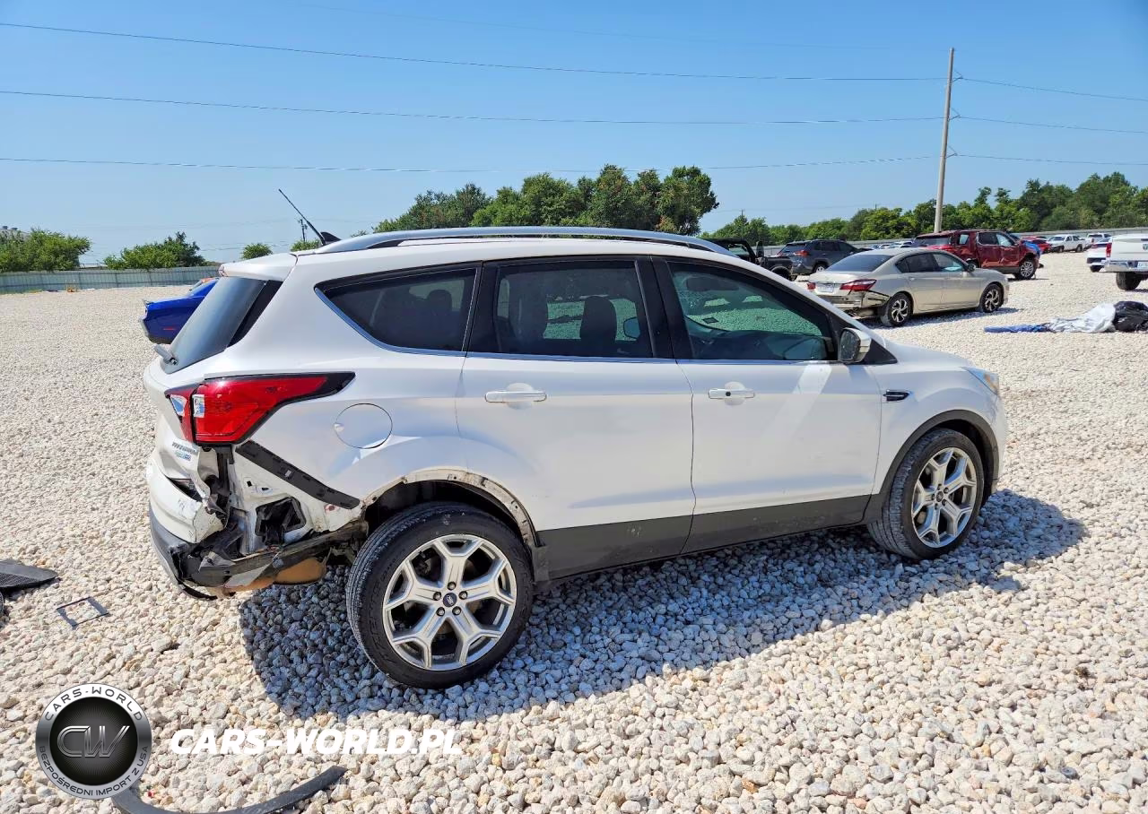 2019 Ford Escape Titanium VIN:1FMCU9J96KUA17668 - 3