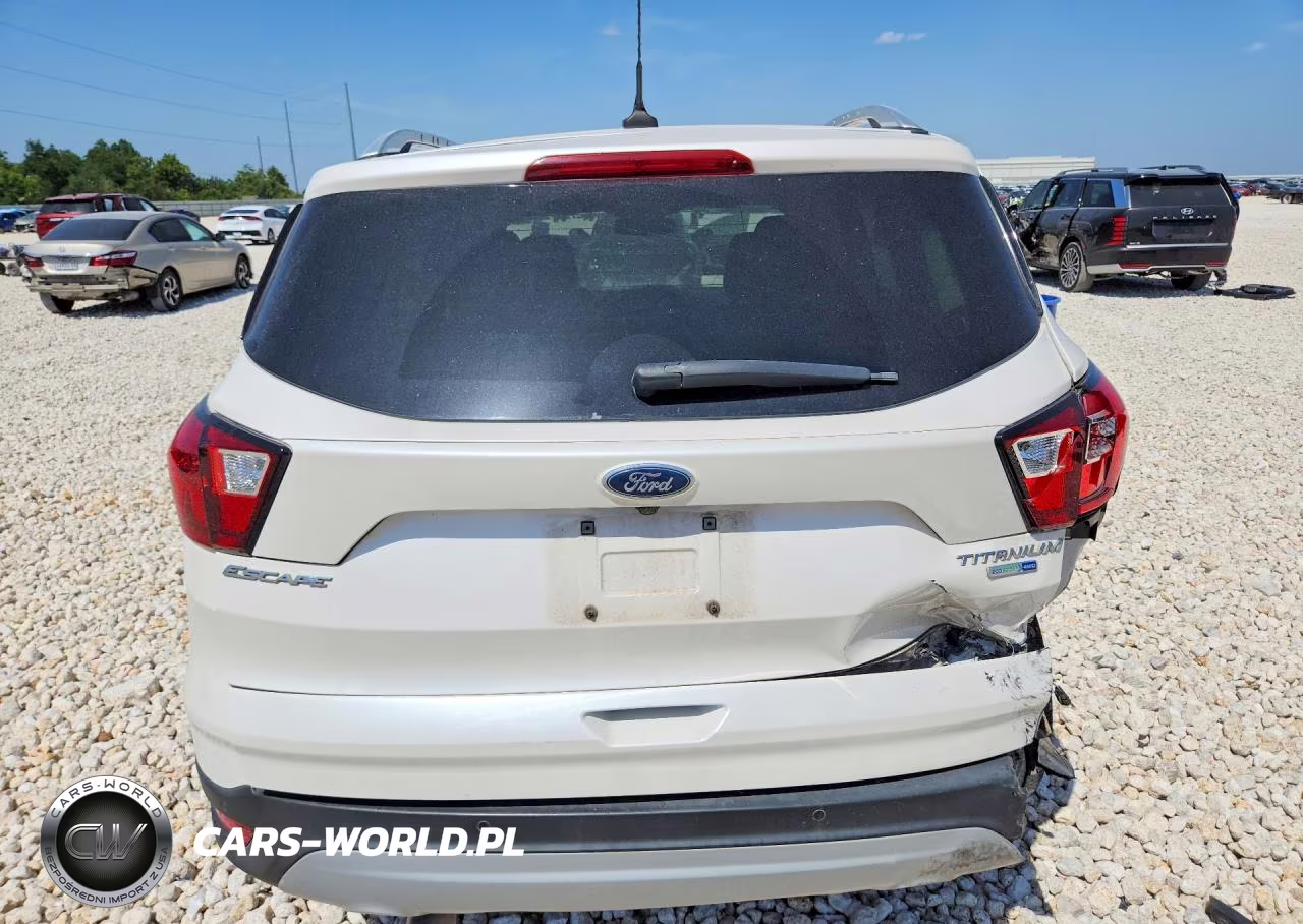 2019 Ford Escape Titanium VIN:1FMCU9J96KUA17668 - 6
