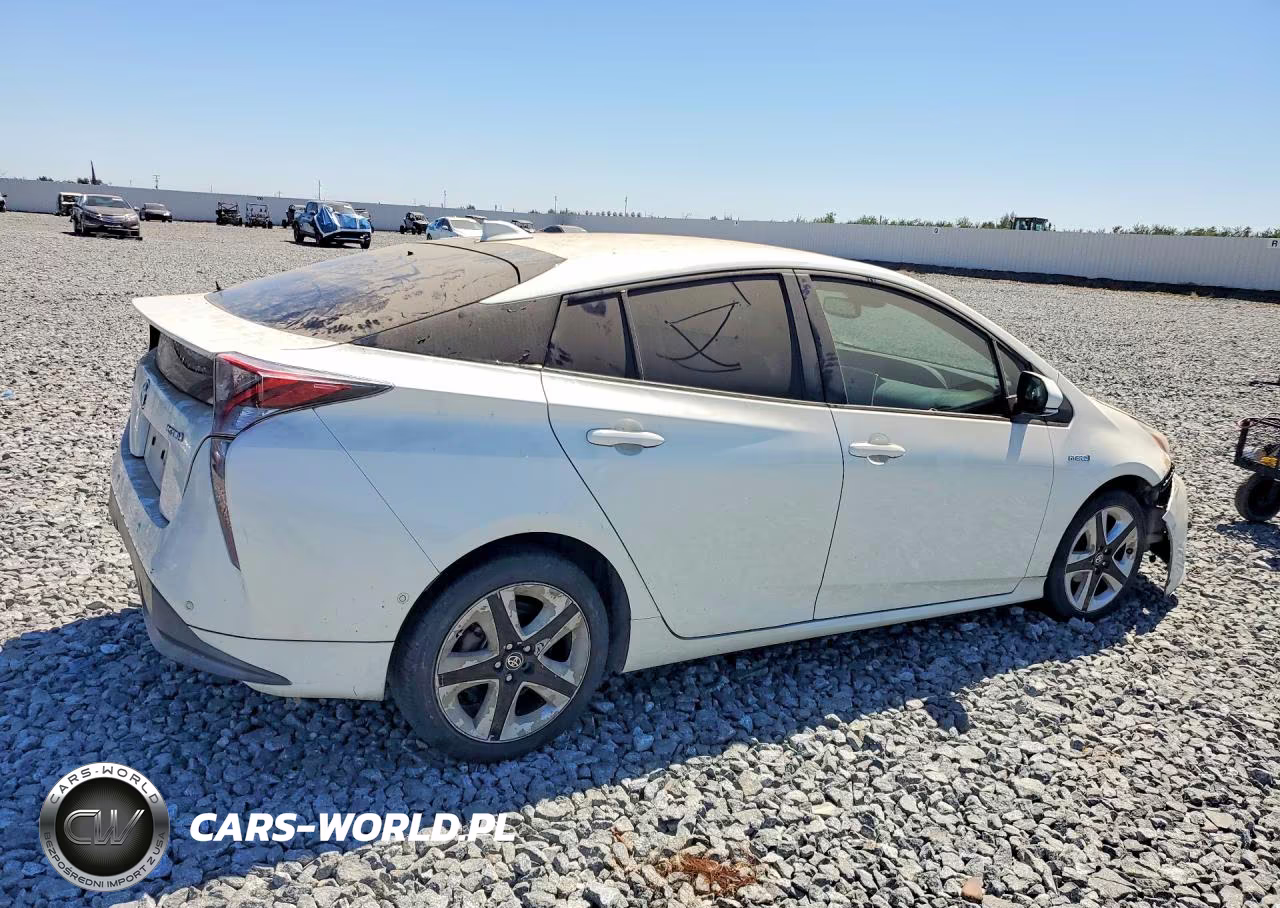 2017 Toyota Prius Four Touring VIN:JTDKARFU0H3032784 - 3