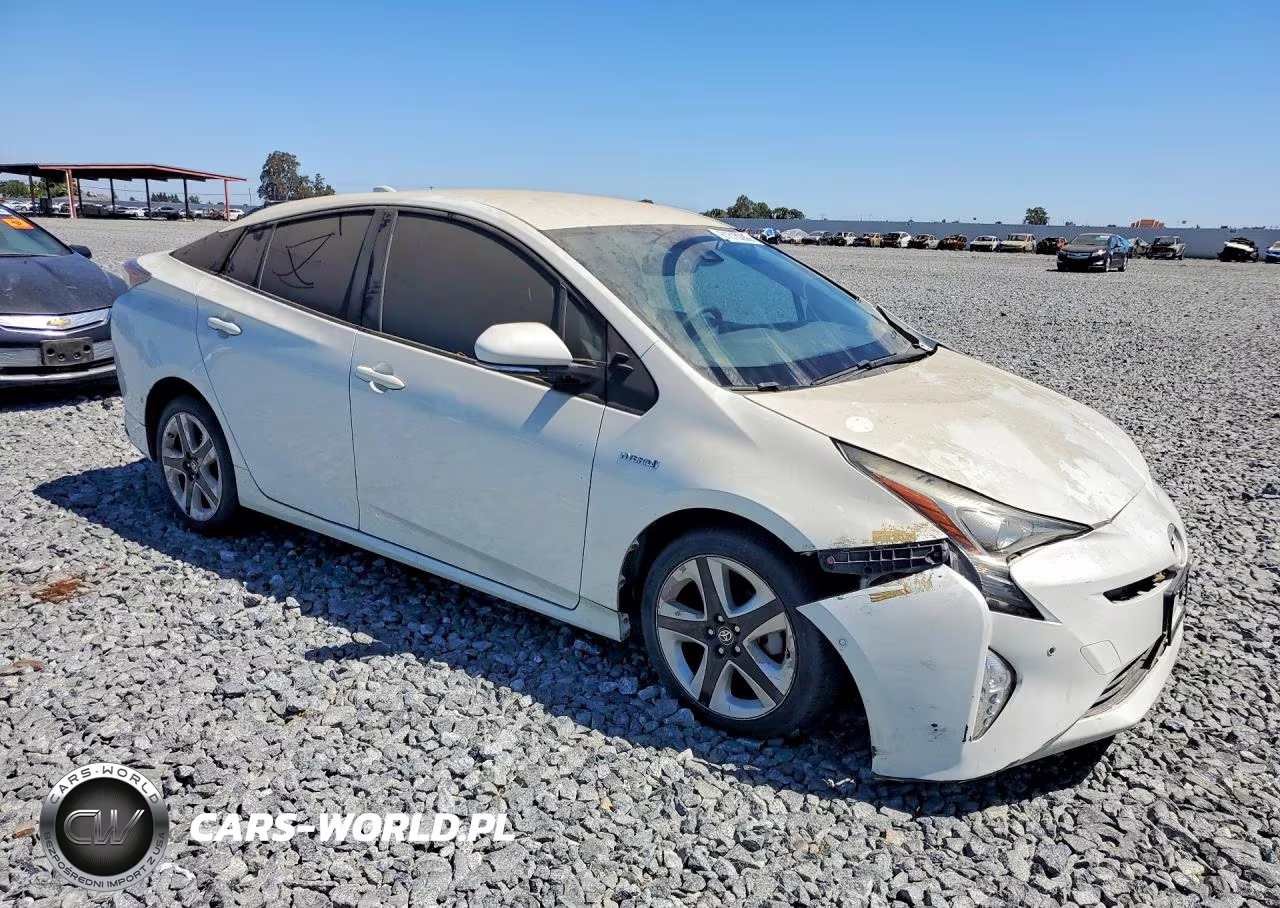 2017 Toyota Prius Four Touring VIN:JTDKARFU0H3032784 - 4