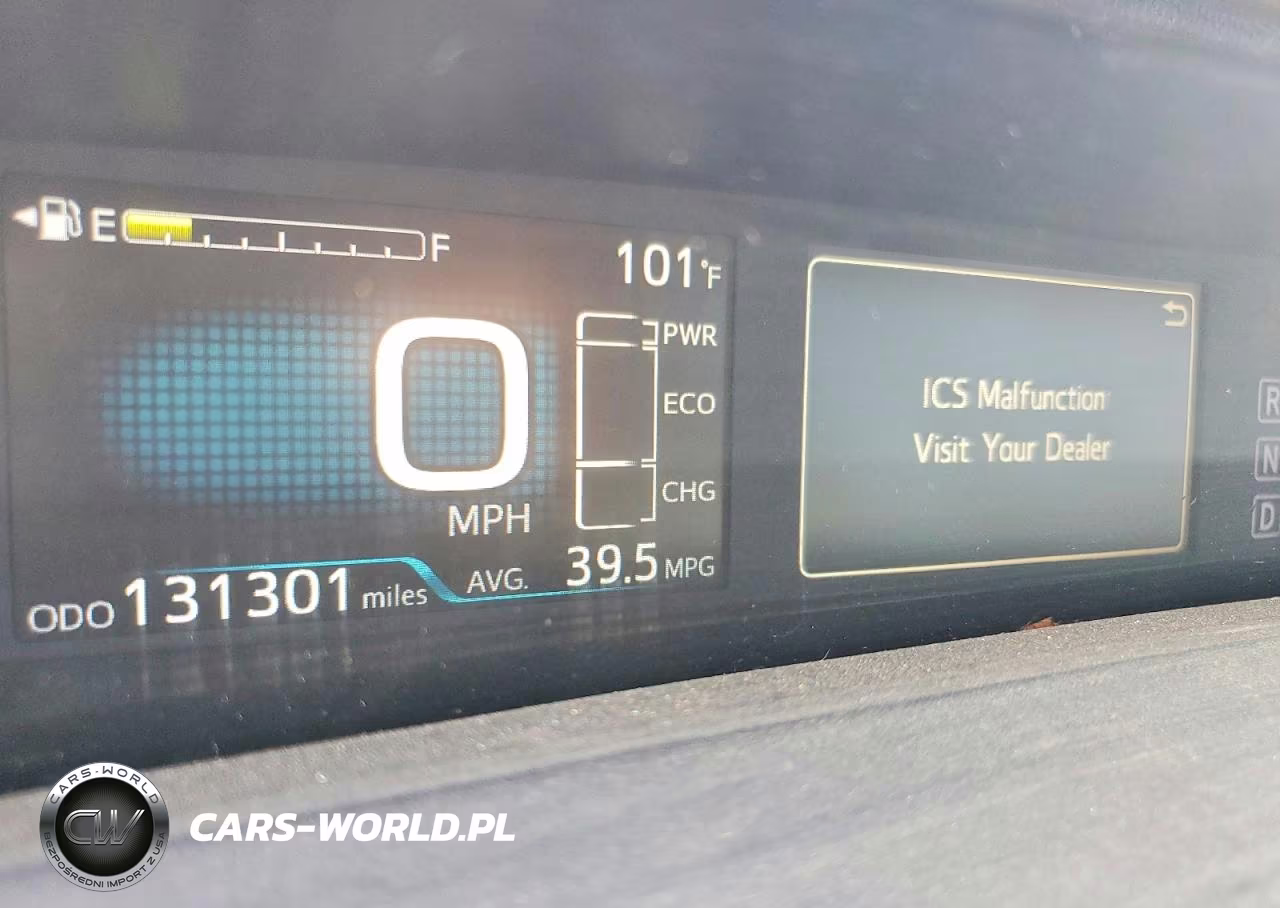 2017 Toyota Prius Four Touring VIN:JTDKARFU0H3032784 - 9