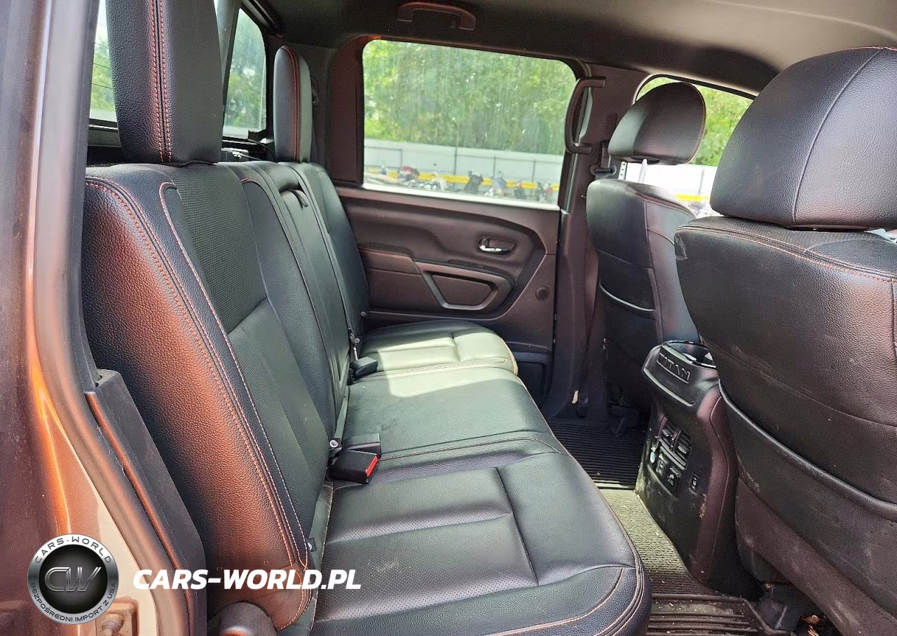 2021 Nissan Titan Pro-4X VIN:1N6AA1ED0MN518361 - 10