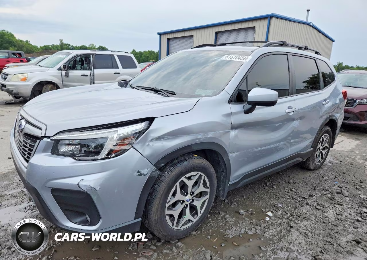 2021 Subaru Forester Premium – zdjęcie 1 z 13