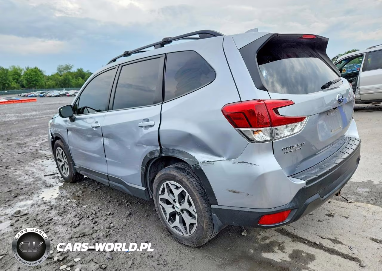 2021 Subaru Forester Premium VIN:JF2SKAJC0MH499845 - 2