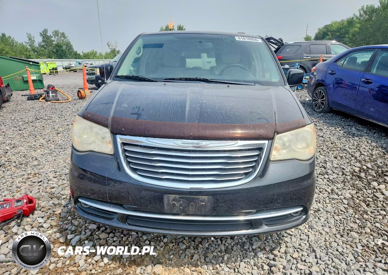 2014 Chrysler Town & Country Touring VIN:2C4RC1BG4ER300572 - 5