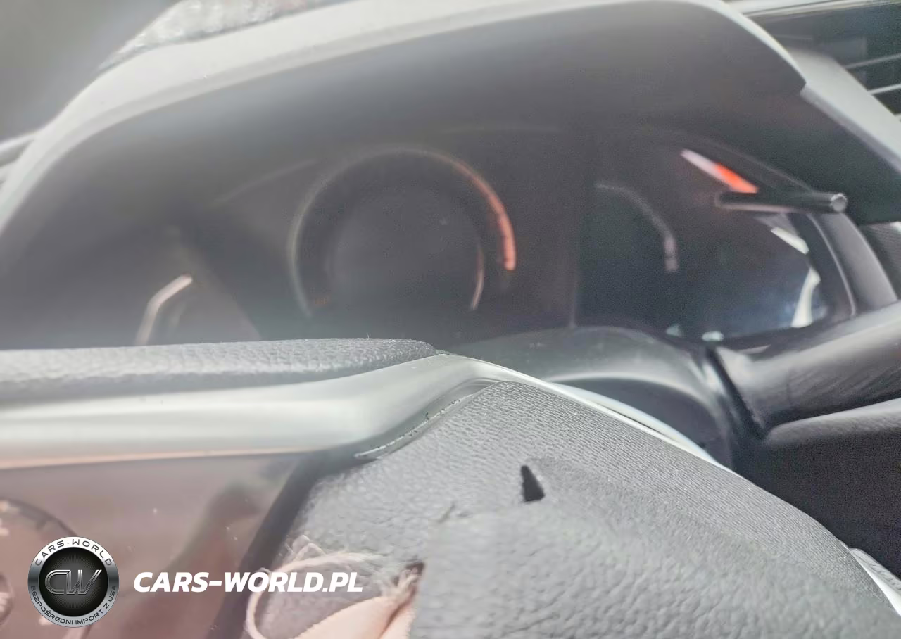 2018 Honda Civic Lx VIN:2HGFC4B51JH306396 - 9