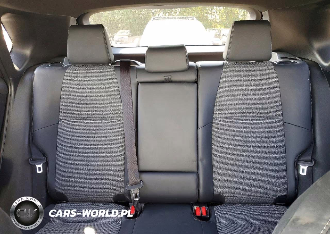 2026 Toyota Bz Xle Plus VIN:JTMBCAEBXTJ000294 - 10