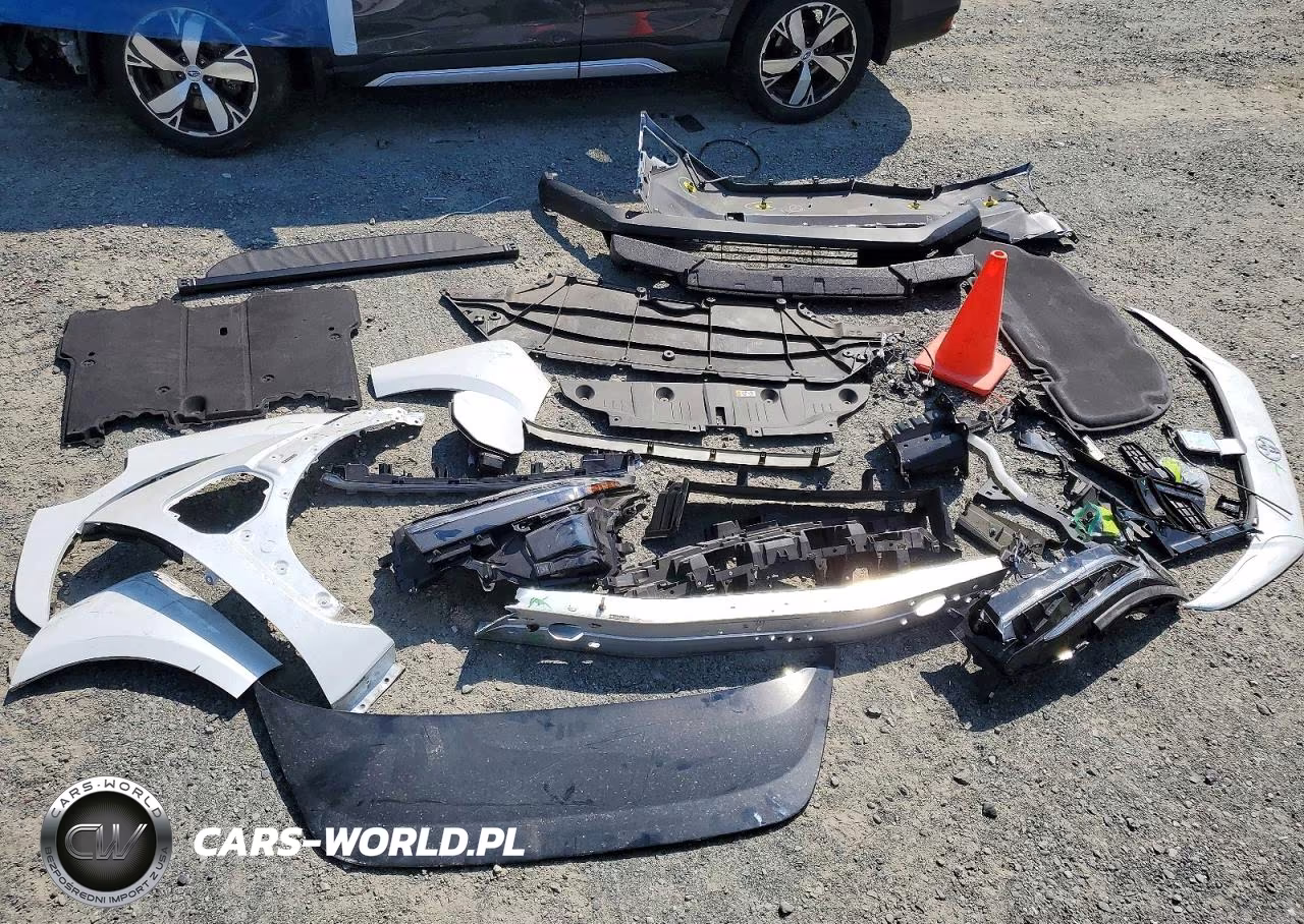 2026 Toyota Bz Xle Plus VIN:JTMBCAEBXTJ000294 - 13