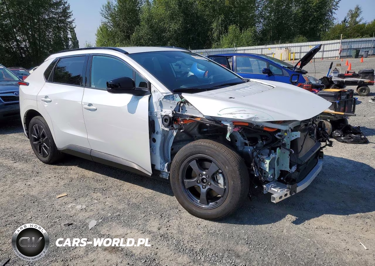 2026 Toyota Bz Xle Plus VIN:JTMBCAEBXTJ000294 - 4