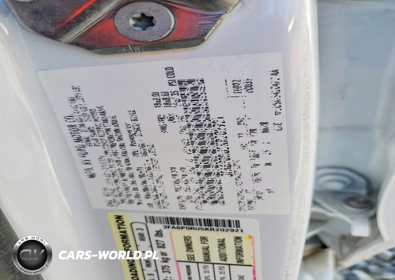 2019 Ford Fusion Titanium VIN:3FA6P0RU5KR202921 - 13