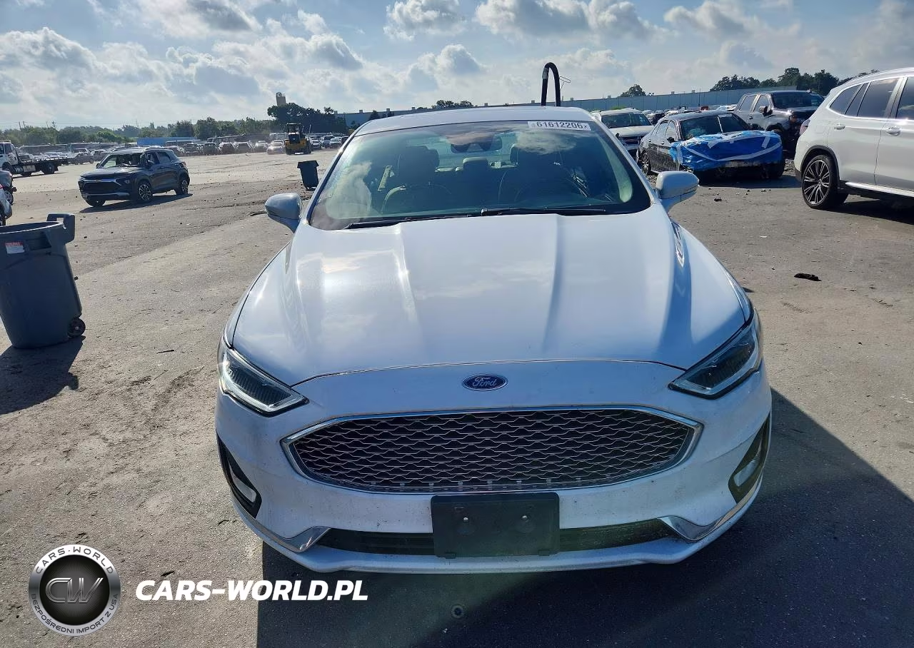 2019 Ford Fusion Titanium VIN:3FA6P0RU5KR202921 - 5