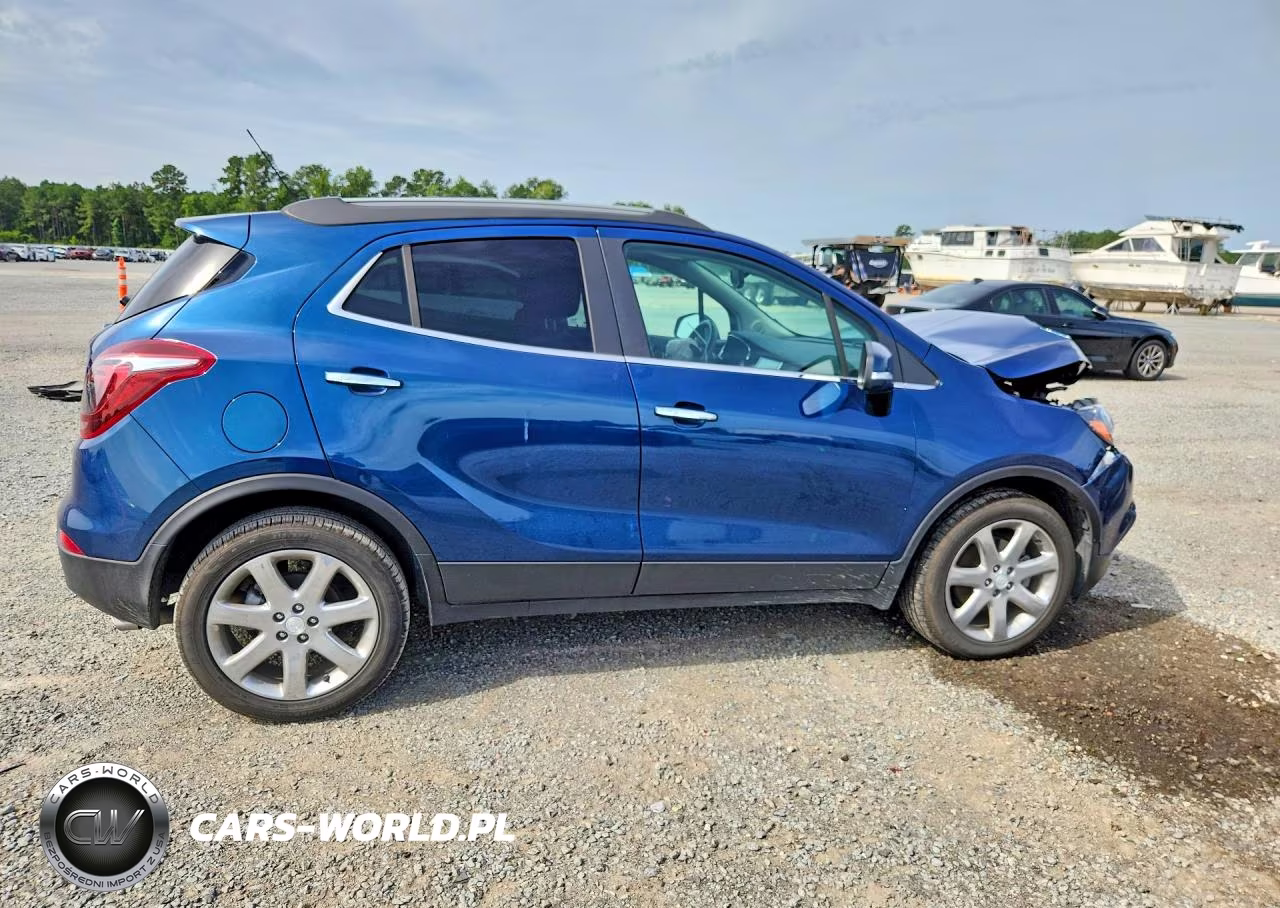 2020 Buick Encore Essence VIN:KL4CJCSB0LB070336 - 3